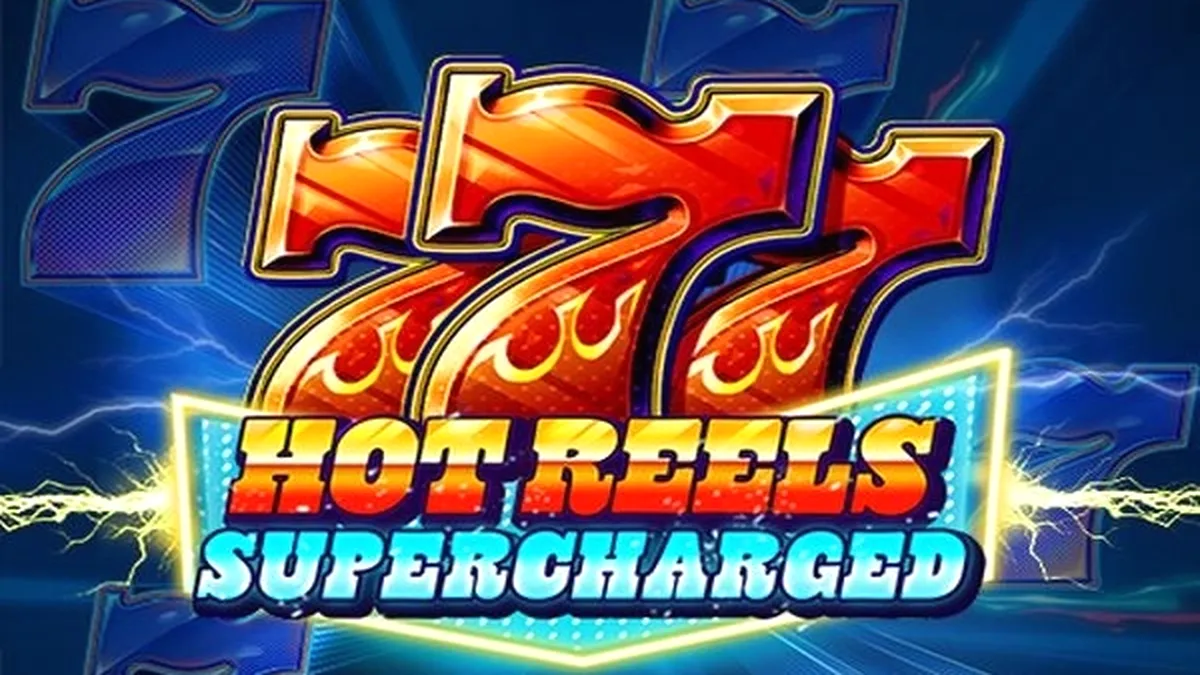 Tampilan layar permainan slot 777 Hot Reels: Supercharged dengan simbol buah klasik.